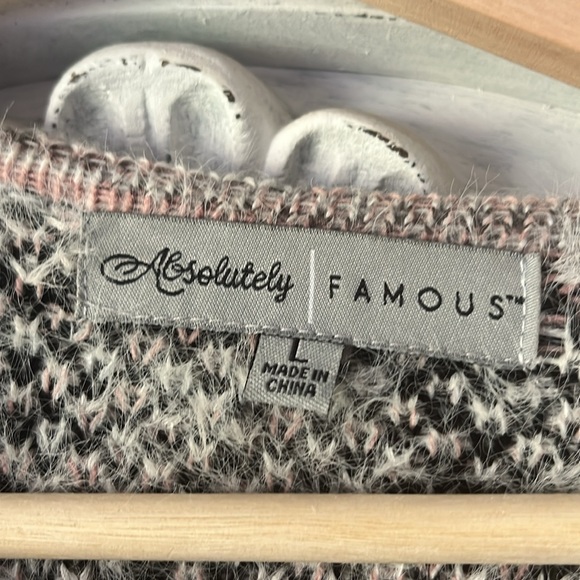 Absolutely Famous Herringbone Pink, White, Grey, and Black Cardigan. Size L. - Picture 3 of 5